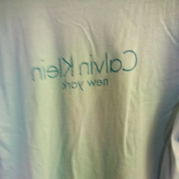 Calvin Klein Tee - Picture 3 of 3